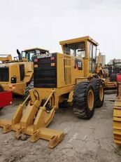 грейдер Caterpillar 140H