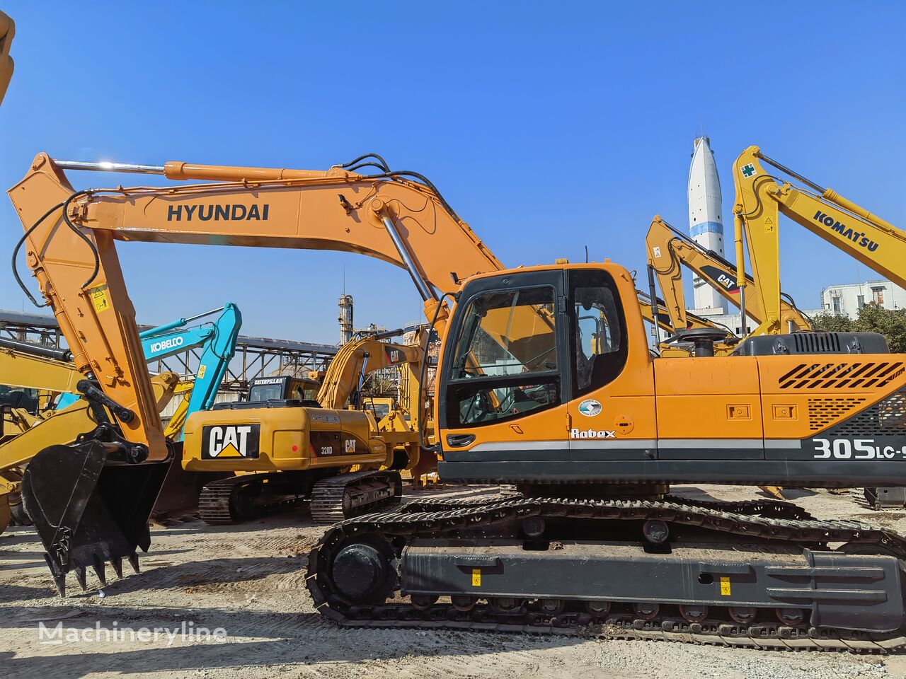 Купить гусеничный экскаватор Hyundai 305lc-9t, 30 tons excavator Китай  Shanghai, DB28318